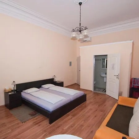 K+T Boardinghouse Hotel Vienna Room photo