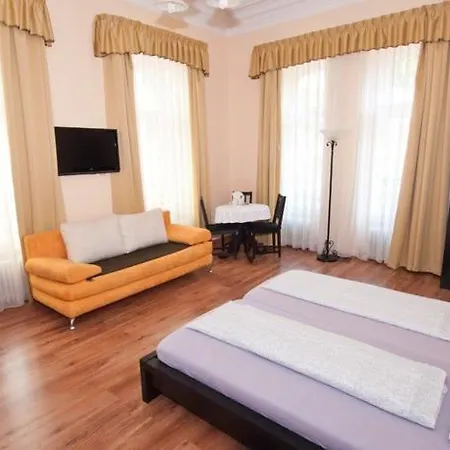 K+T Boardinghouse Hotel Vienna Room photo
